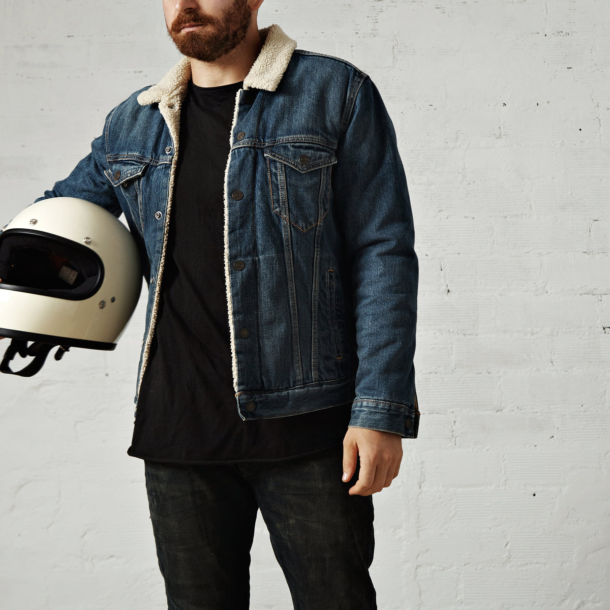 What To Wear For A Motorcycle Date Night? A Complete Breakdown