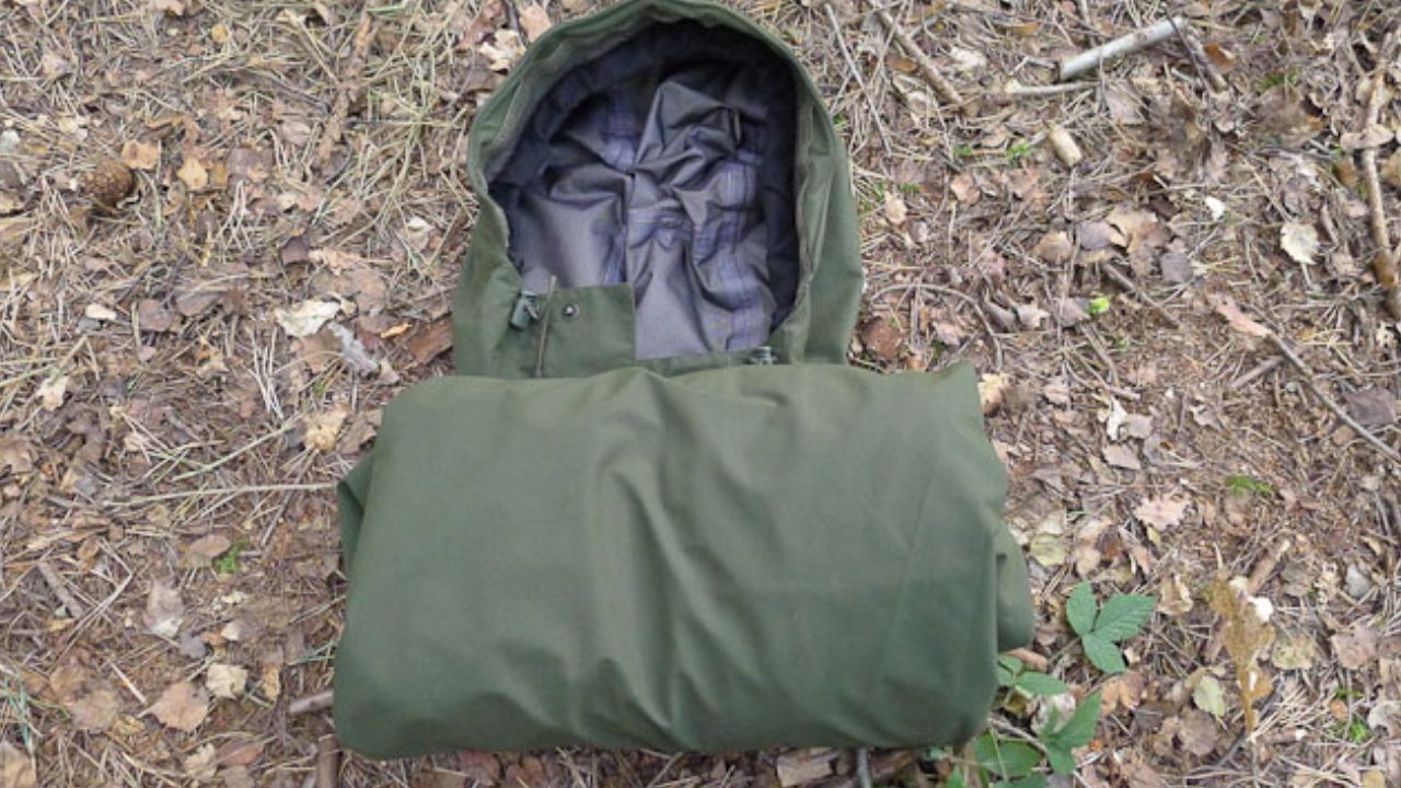How to Fold Clothes for a Motorcycle Trip: A Comprehensive Guide