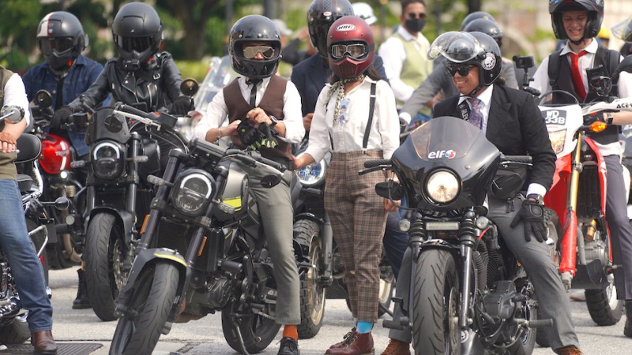 Where Can I Sell Motorcycle Clothing? A Complete Guide