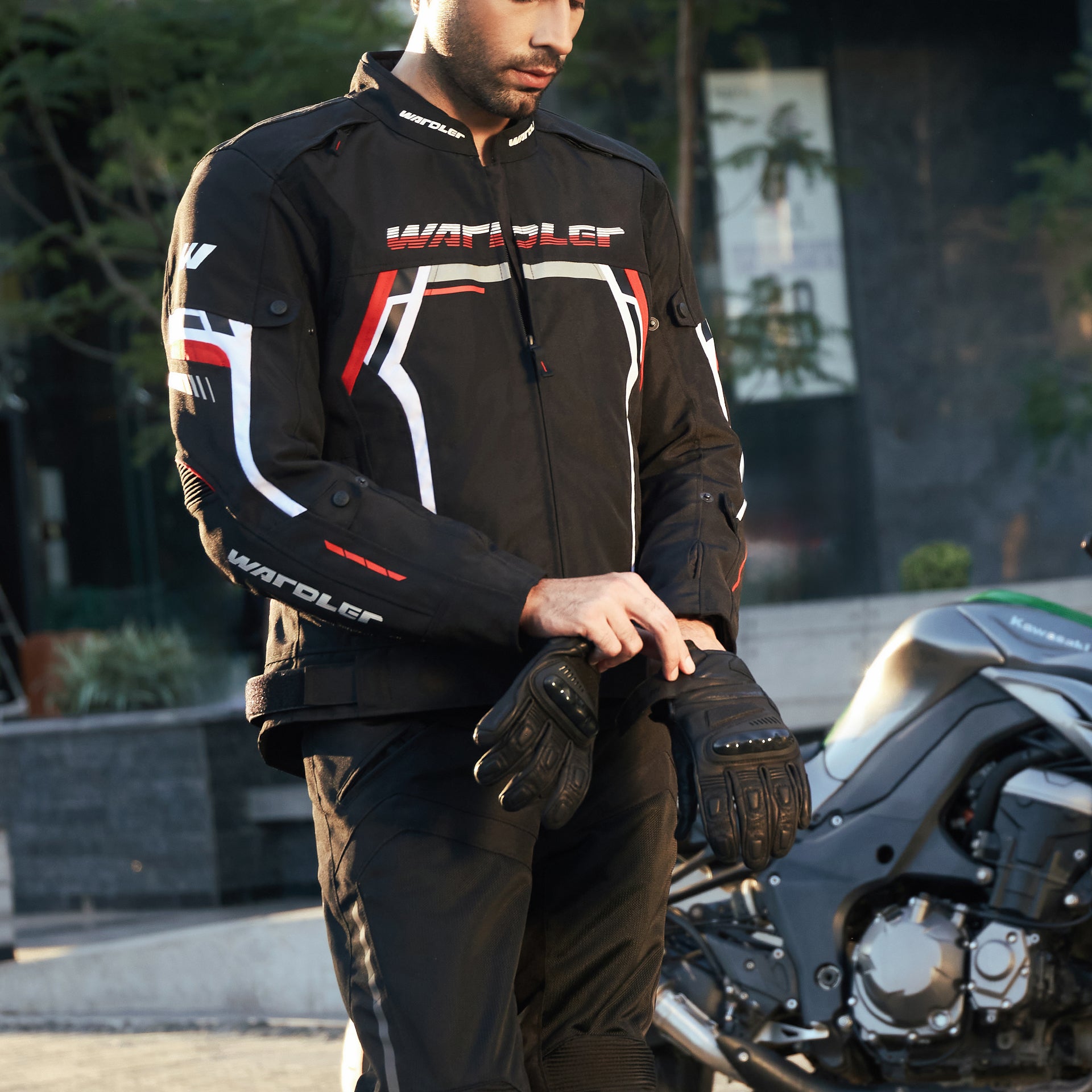 Radar / Black-White-Red / Urban Motorcycle Jacket